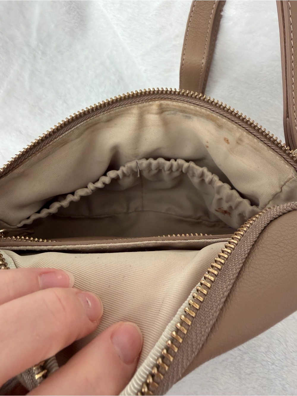 Mina Baie Leather Fanny Convertible Bag - Picture 8 of 9
